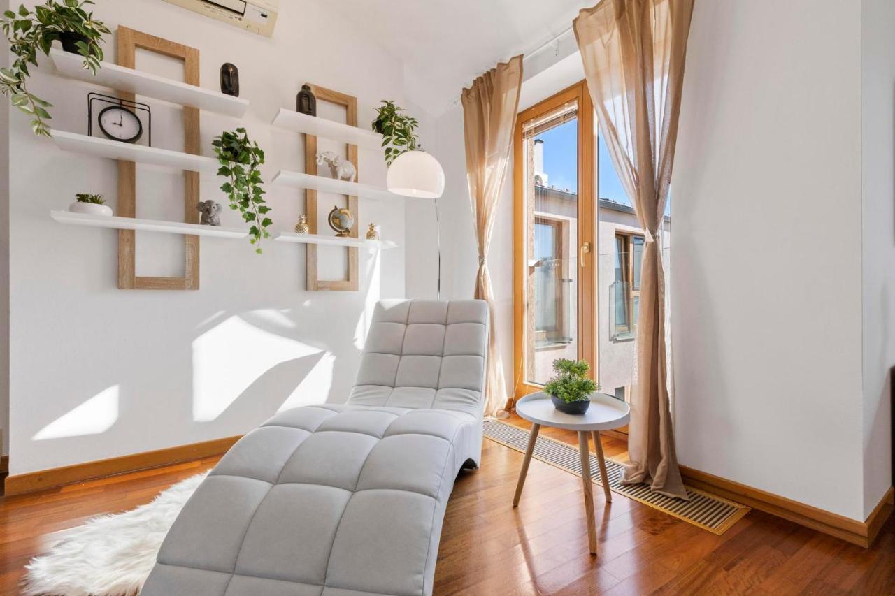 شقة Urban Elegance Retreat براتسيلافا المظهر الخارجي الصورة